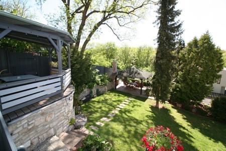 Pension Am Kirschberg Veimar Exterior foto
