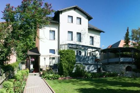 Pension Am Kirschberg Veimar Exterior foto