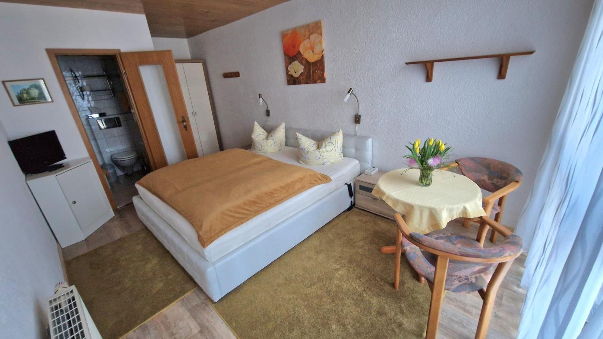 Pension Am Kirschberg Veimar Exterior foto