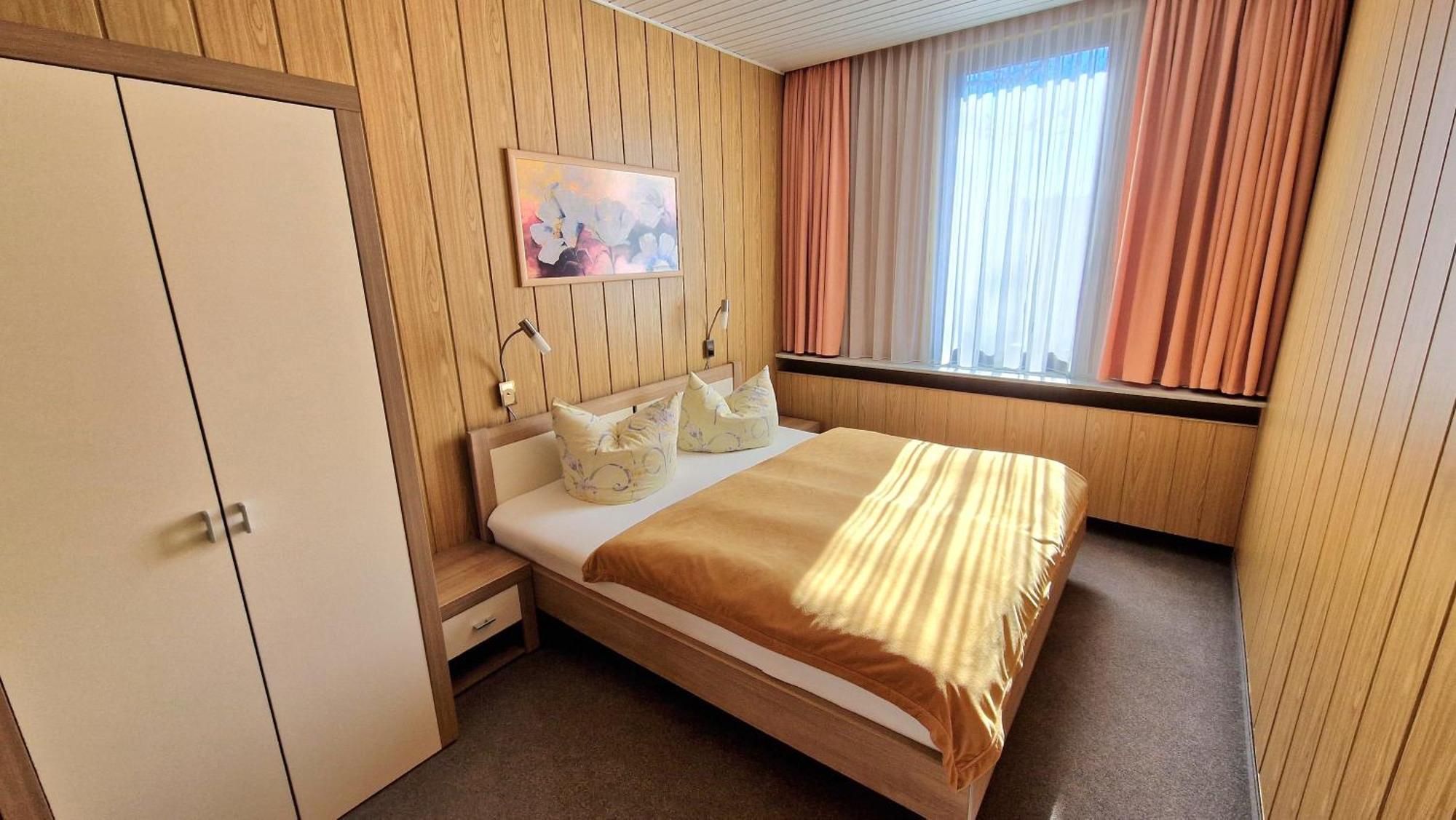 Pension Am Kirschberg Veimar Exterior foto