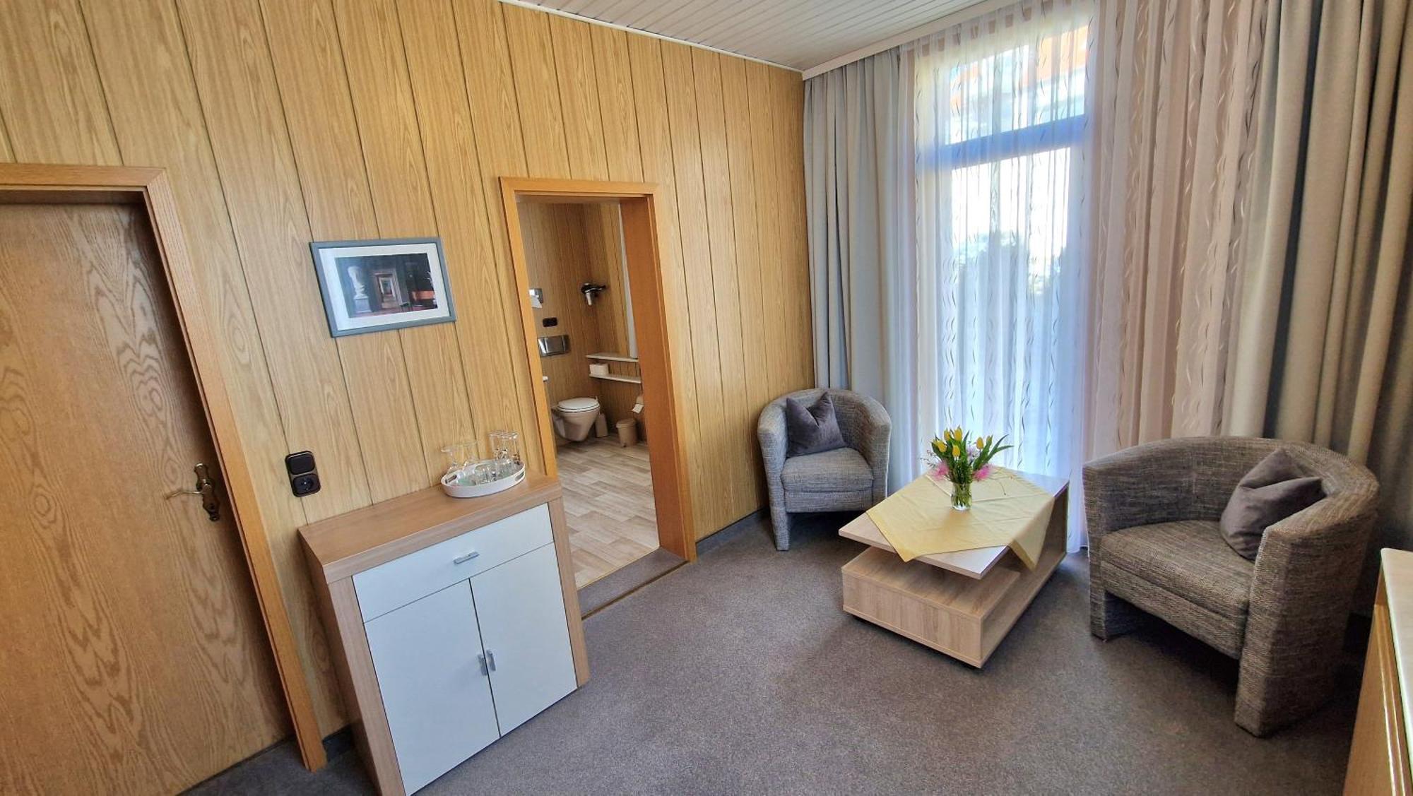 Pension Am Kirschberg Veimar Exterior foto