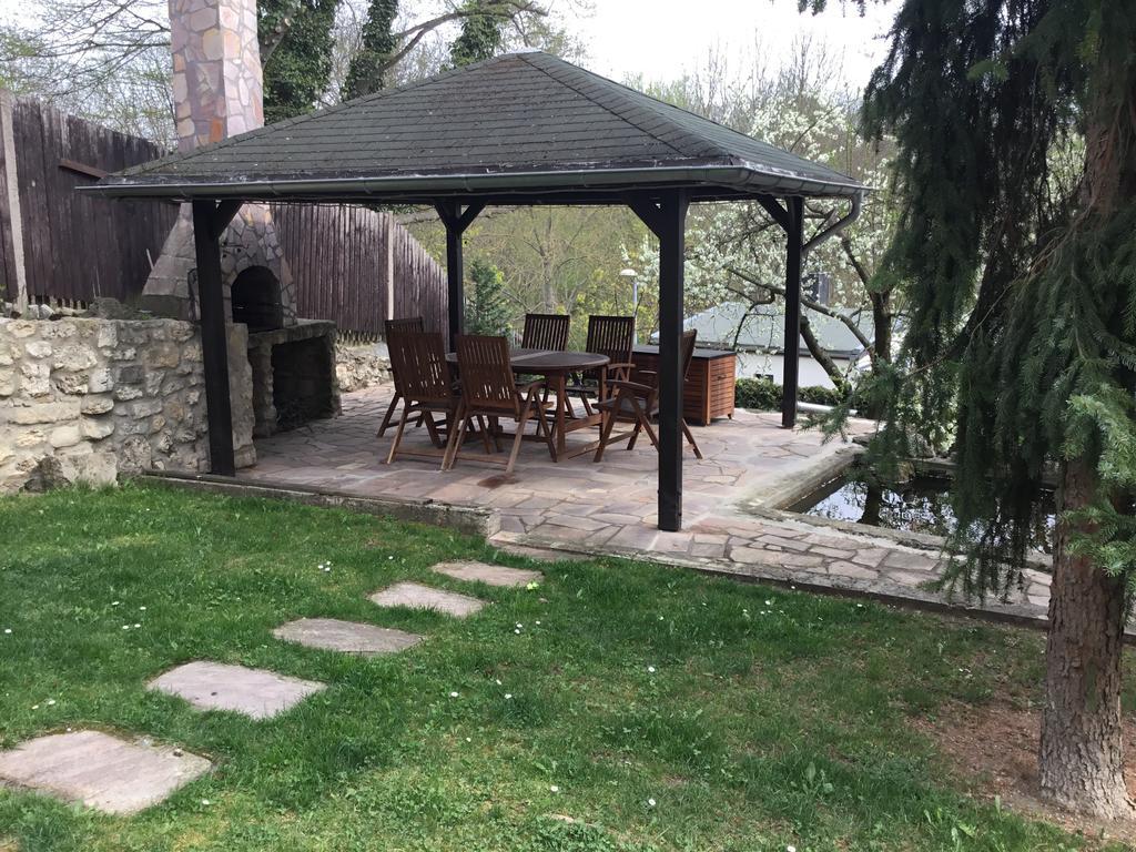 Pension Am Kirschberg Veimar Exterior foto